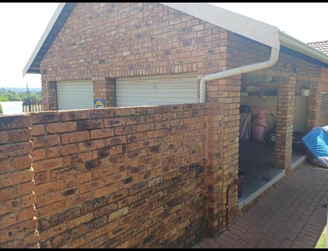 2 BEDROOM TOWNHOUSE FOR SALE IN ELDORAIGNE